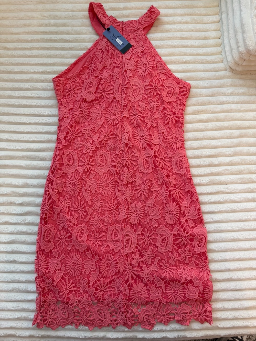 NWT Sleeveless Coral Lace Midi Dress - Unknown Brand. Sz 10 - Picture 2 of 6
